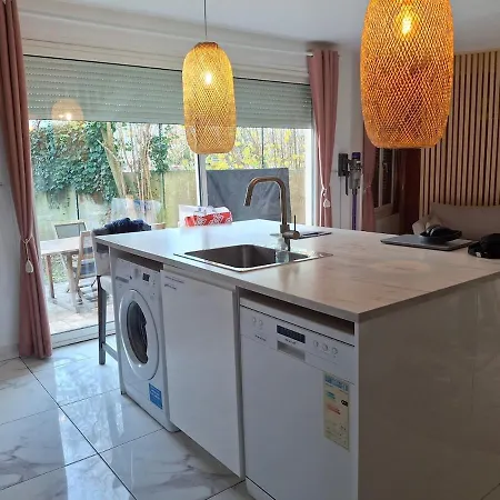 Holiday home Maison Avec Jardin Sucy-en-Brie