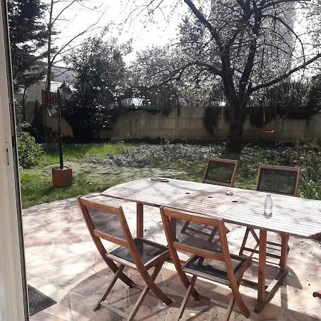 Holiday home Maison Avec Jardin